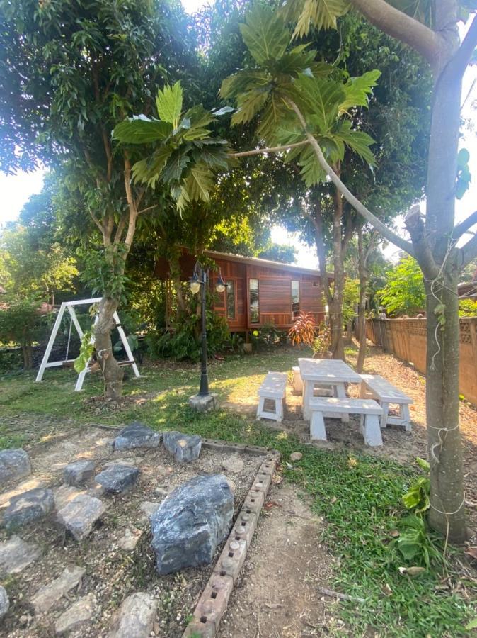 Romyen House Hotel บ้านหนองน้ำขุ่น ภายนอก รูปภาพ