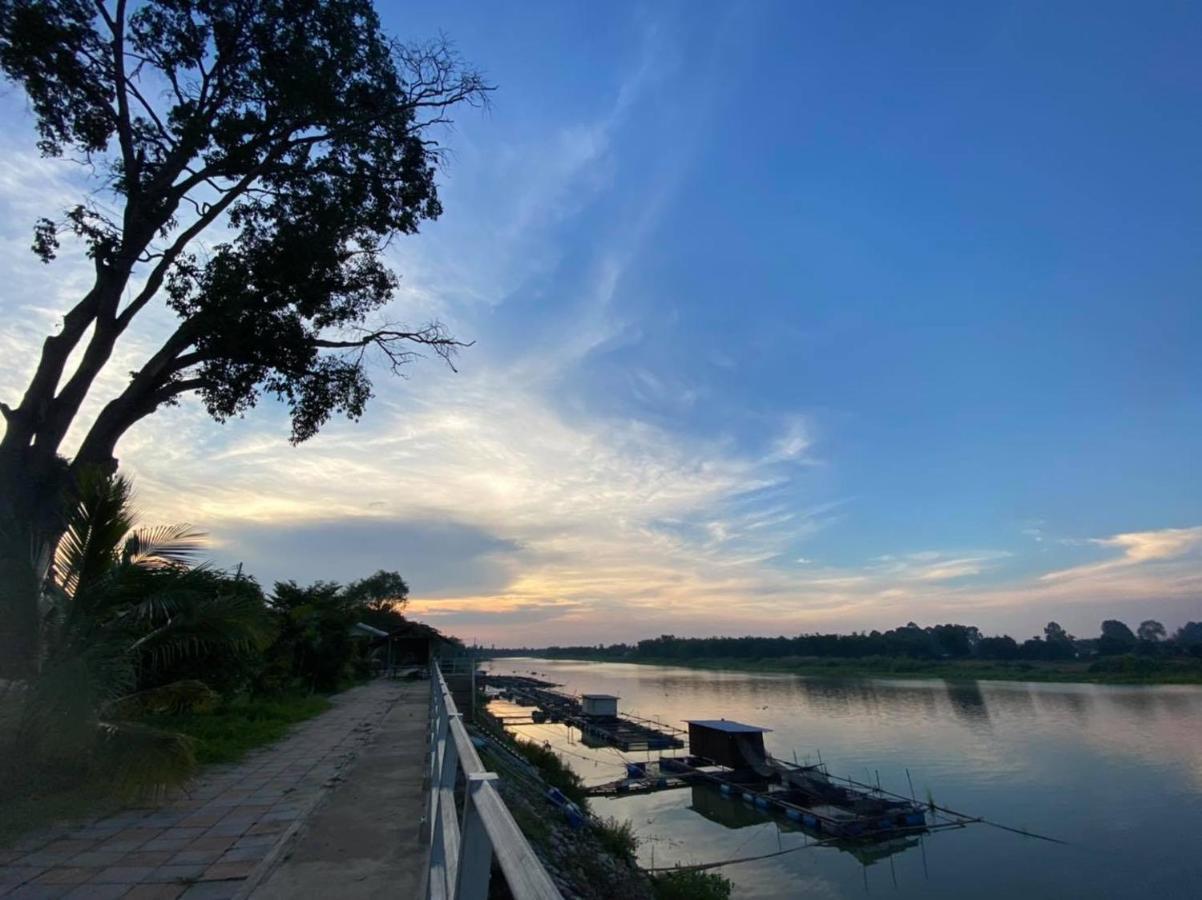 Romyen House Hotel บ้านหนองน้ำขุ่น ภายนอก รูปภาพ