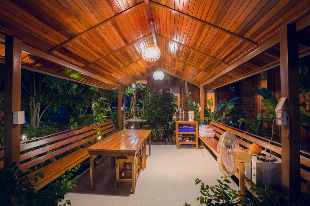 Romyen House Hotel บ้านหนองน้ำขุ่น ภายนอก รูปภาพ