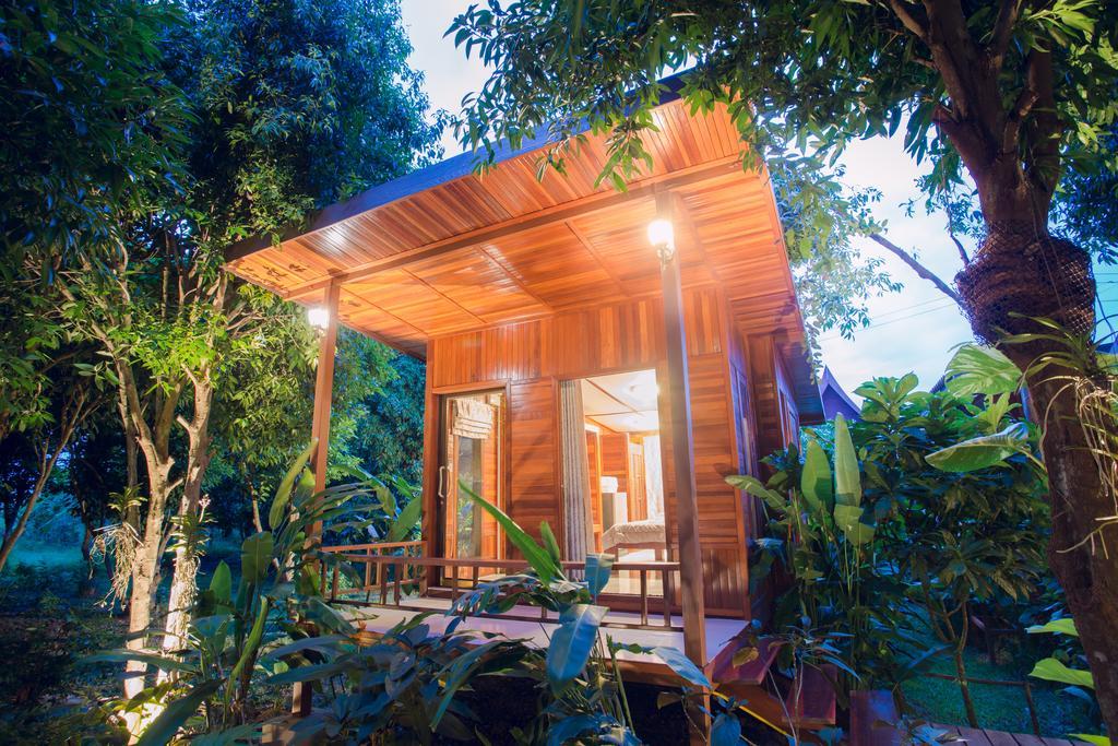 Romyen House Hotel บ้านหนองน้ำขุ่น ภายนอก รูปภาพ